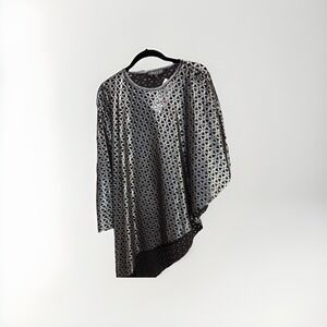NWT $395 Shimmering Laser Cutout Silver Poncho Boho Chic Evening Wear Festival L
